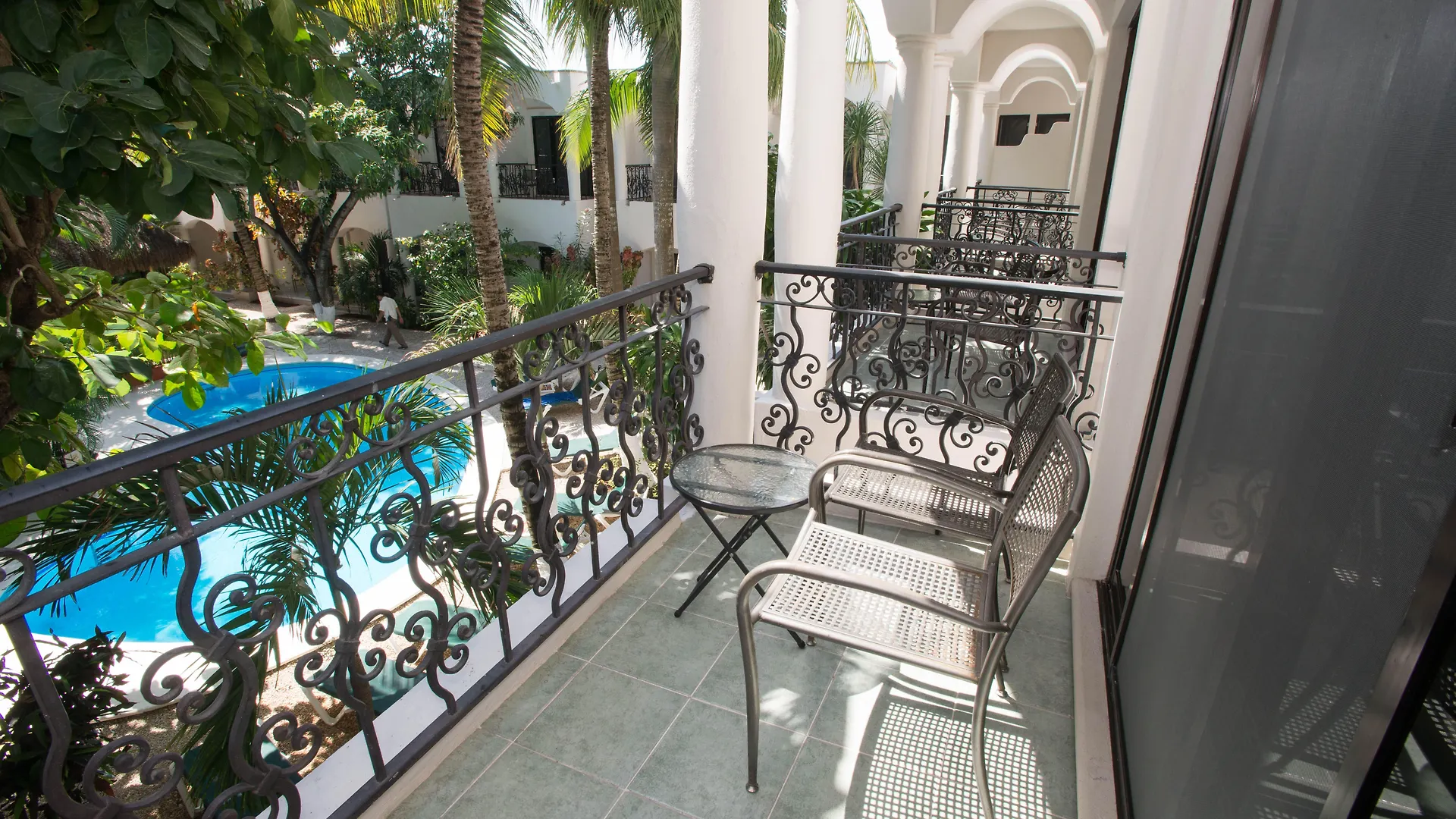 Hacienda Paradise Hotel Playa del Carmen