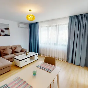 Le Blanc 4* Boekarest